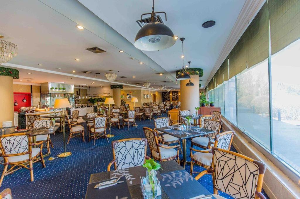 Changchun Garden Hotel Bagian luar foto