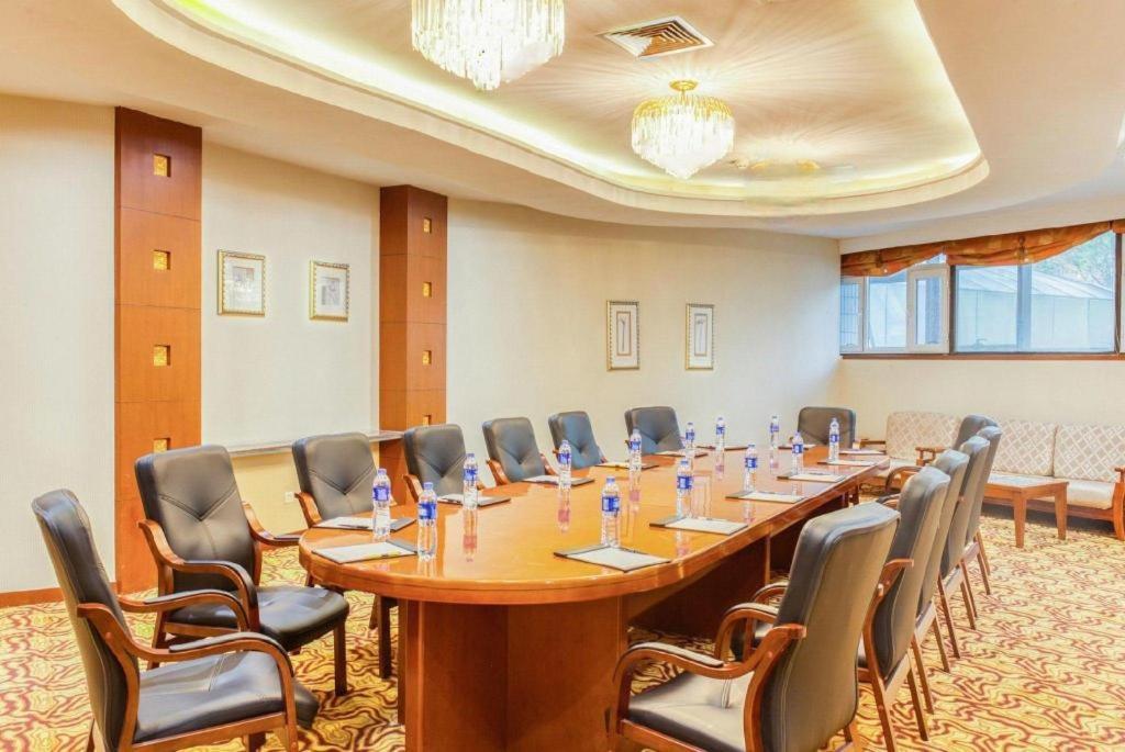 Changchun Garden Hotel Bagian luar foto